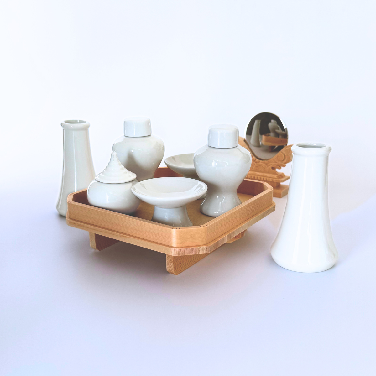 神具セット【 土器7点 基本セット / 桧膳・神鏡 付 】